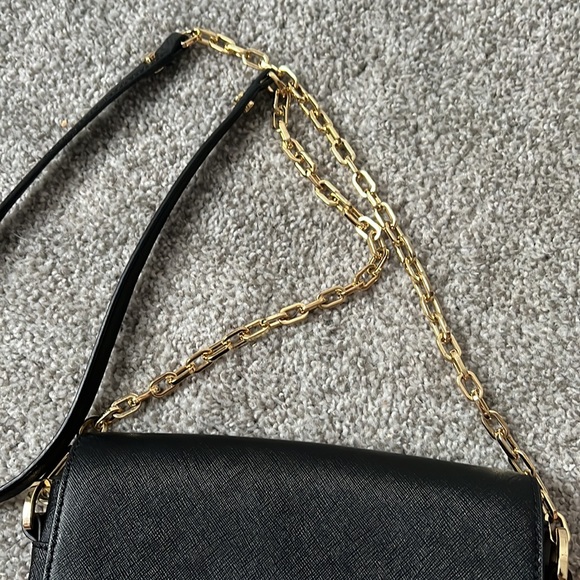 Tory Burch Saffiano Robinson Chain Crossbody - Picture 4 of 10